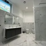 Rossini Luxury 3 Bed & Breakfast 4*