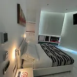 Rossini Luxury 3 Panzió 4*