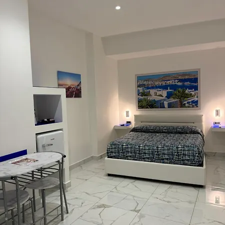 Rossini Luxury 3 Bed & Breakfast *