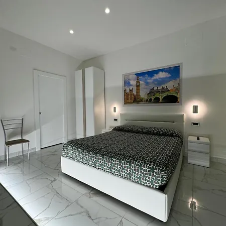 Rossini Luxury 3 Bed and breakfast