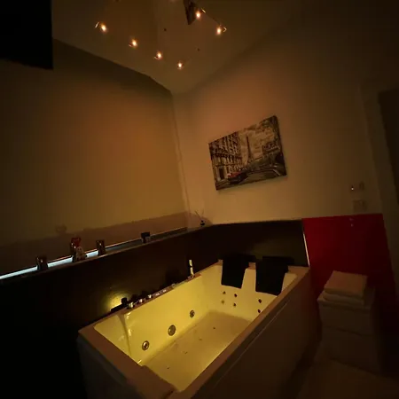 Rossini Luxury 3 Bed and breakfast Cosenza