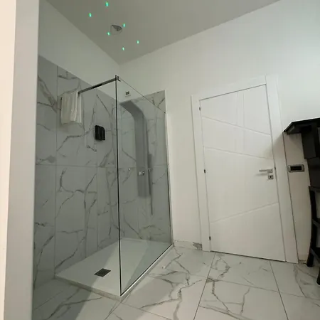 Rossini Luxury 3 Bed and breakfast