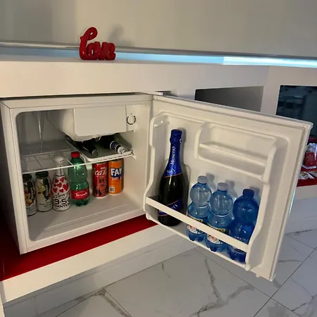 Rossini Luxury 3 Bed and breakfast