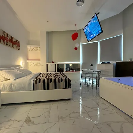 Rossini Luxury 3 Bed & Breakfast Cosenza