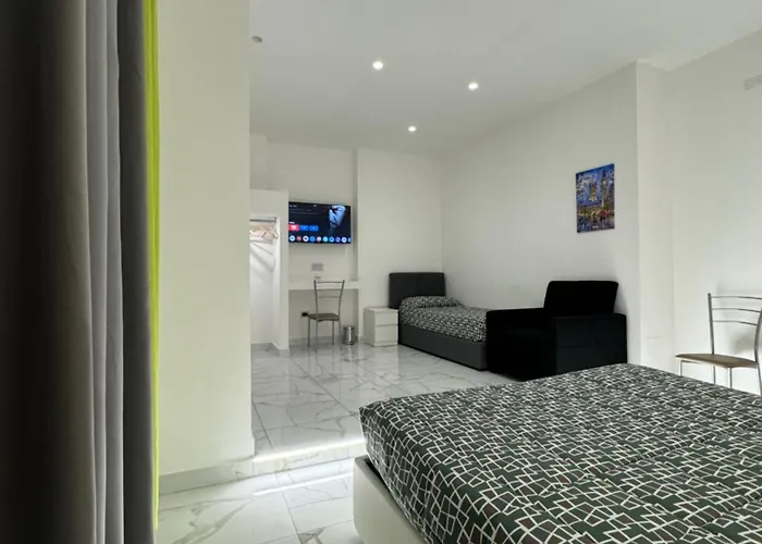 Frühstückspension Rossini Luxury 3 4*